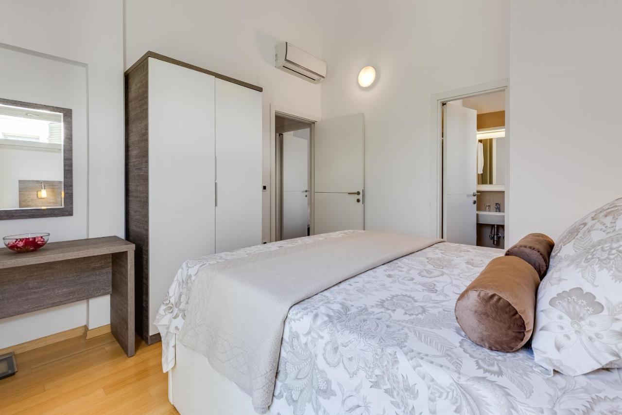 Luxury Two-Floor Apartment In Petrcane With Garden And Pool Екстер'єр фото