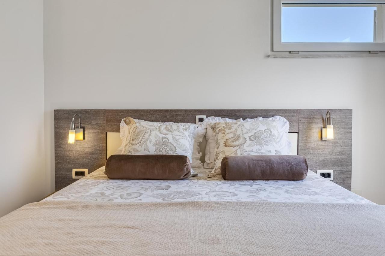 Luxury Two-Floor Apartment In Petrcane With Garden And Pool Екстер'єр фото