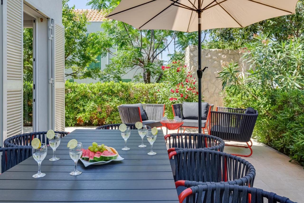 Luxury Two-Floor Apartment In Petrcane With Garden And Pool Екстер'єр фото